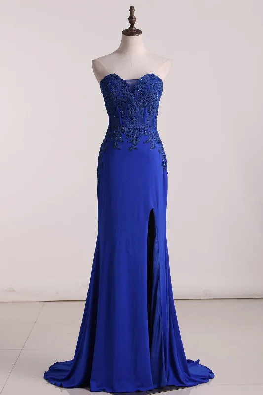 2024 Sweetheart Prom Dresses Sheath Spandex With Applique And Slit