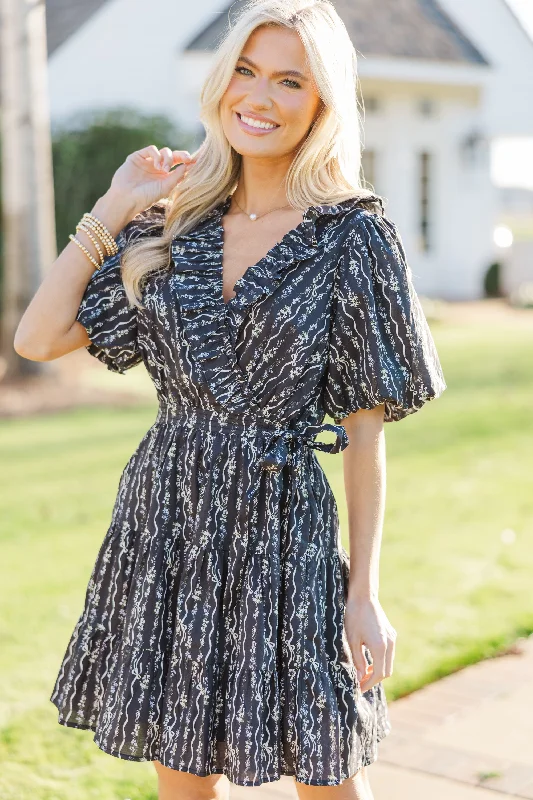What To Say Black Ditsy Floral Dress