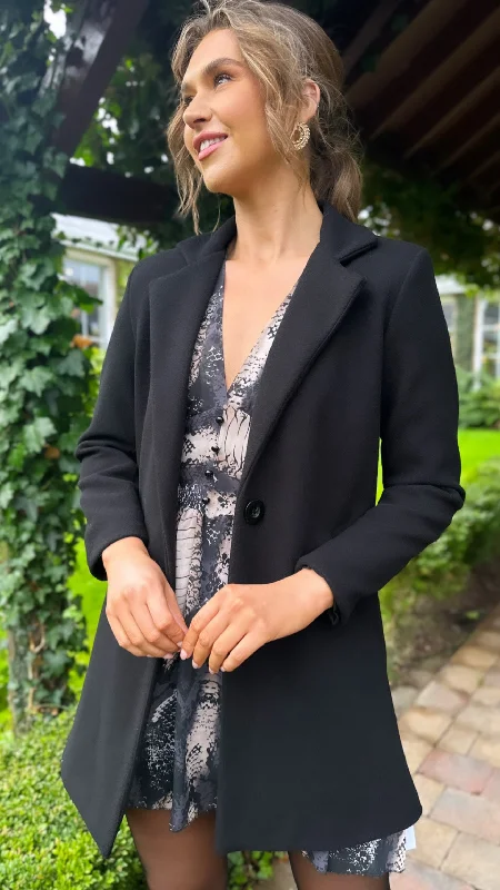 Rosario Black Collared Coat Elegant Wool Jacket